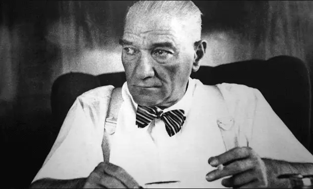 Atatürk Yaşasaydı Kaç Yaşında Olurdu? 2025 1 Atatürk Yaşasaydı Kaç Yaşında Olurdu?